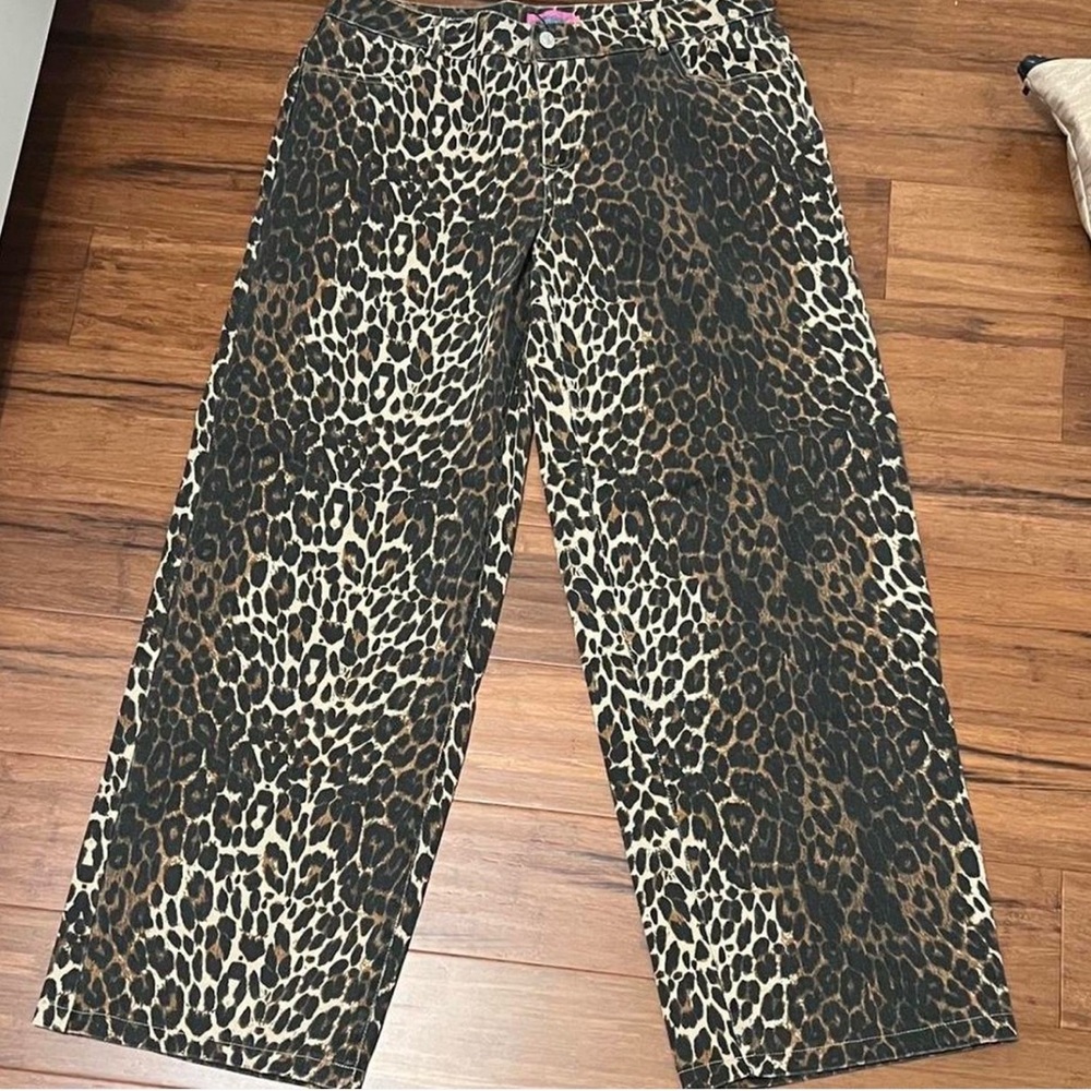Edikted Leopard Print Low-Rise Jeans